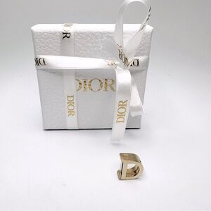 Dior MYABC letter badge “D”